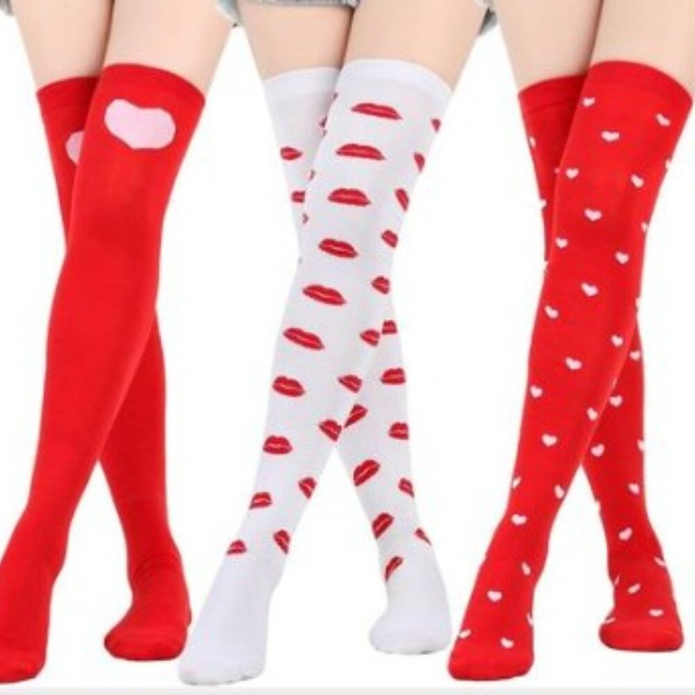 3 KNEE THIGH HIGH SOCKS RED LIP HEART PATTERN